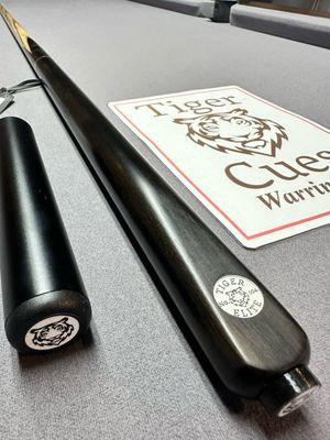 Tiger ELITE Pro 2Pc Ash &amp; Macassar Ebony - NAOS (No. 104 White Badge) Cue (18.7oz (10.0mm tip)