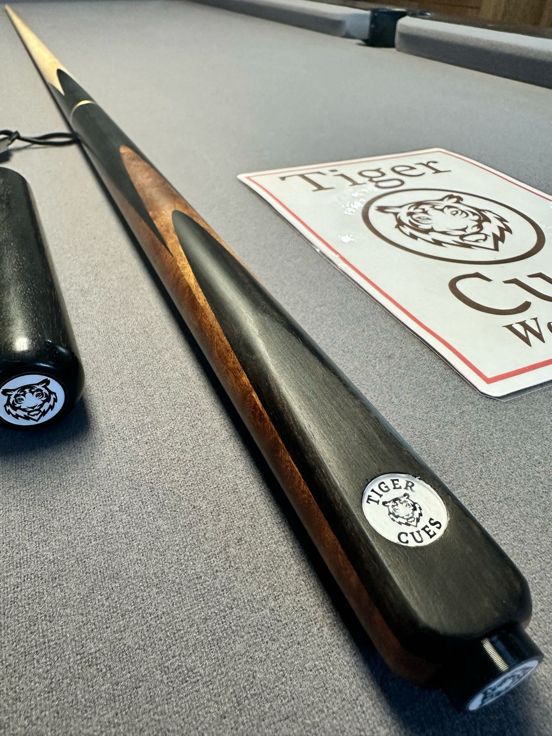 2Pc Maple &amp; Ebony - Scorpius (18.6oz (9.5mm tip)