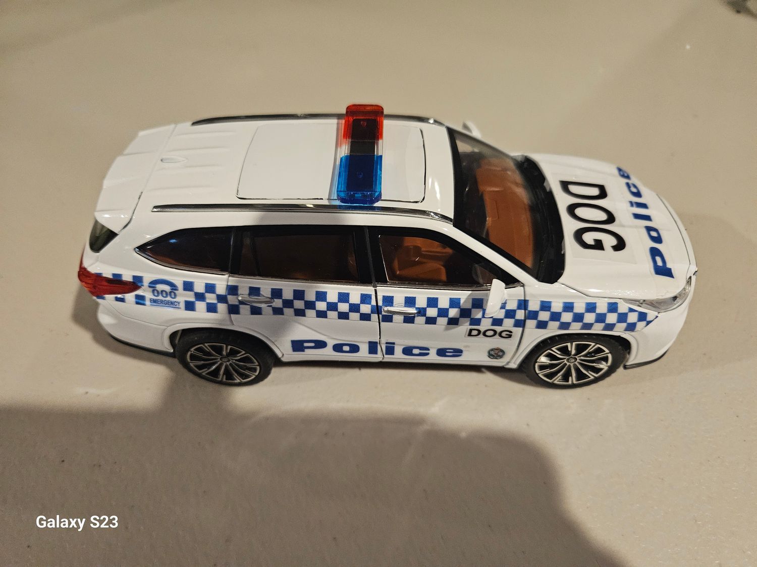 1:24 Scale NSW Police Dog Squad Toyota Kluger
