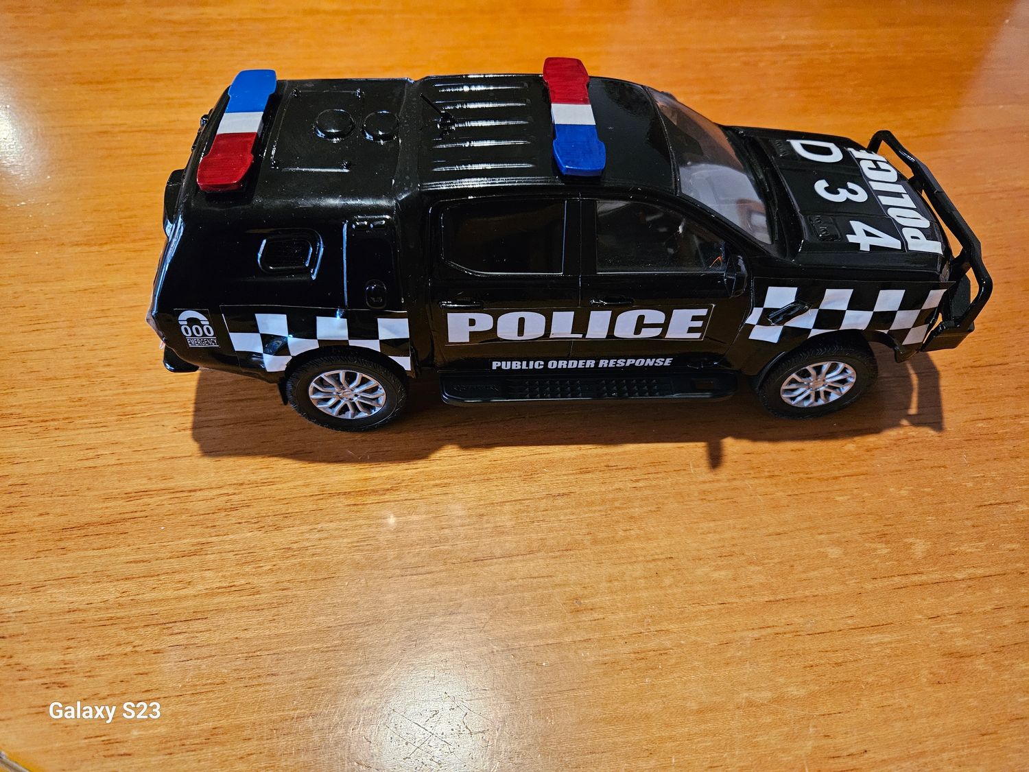 VICTORIA POLICE PUBLIC ORDER RESPONSE DIVY VAN