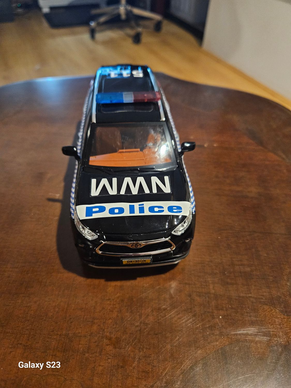NEW SOUTH WALES POLICE NORTH WEST METRO TOYOTA KLUGER