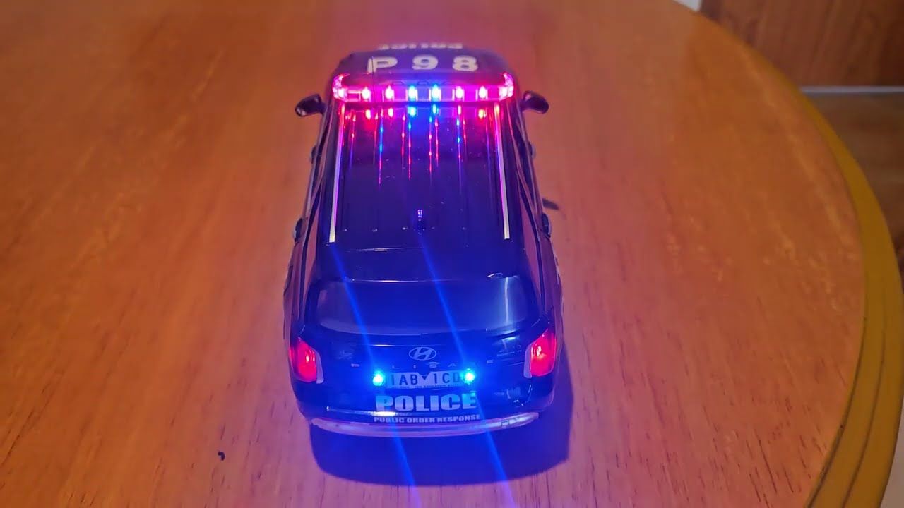 1:18 SCALE REMOTE CONTROL  MARKED  HYUNDAI PALISADE