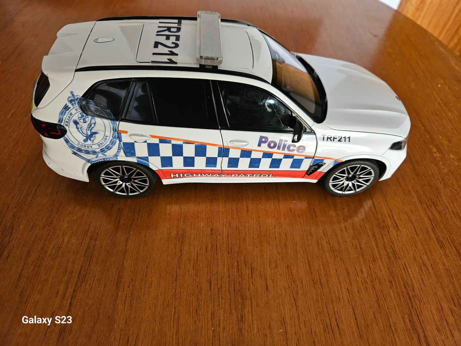 1:18 SCALE NSW HIGHWAY PATROL BMW X5 M