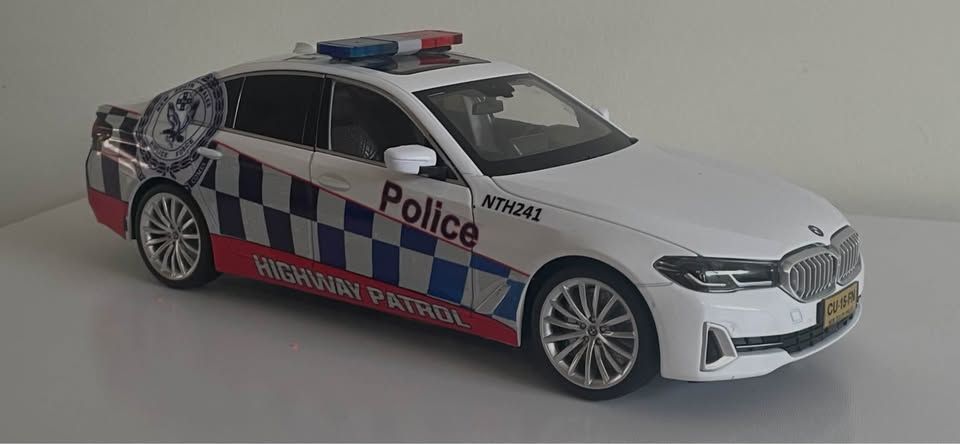 1:18 SCALE  PRE ORDER NSW HIGHWAY PATROL BMW  SEDAN