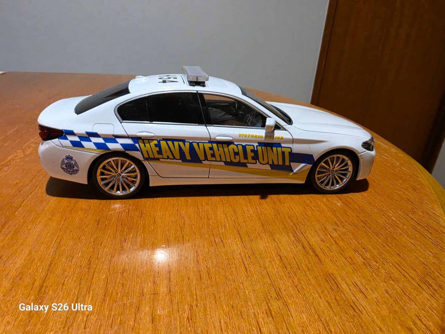 1:18 SCALE PRE ORDER VICTORIA POLICE HEAVY VEHICLE UNIT BMW SEDAN NEW LIVERY