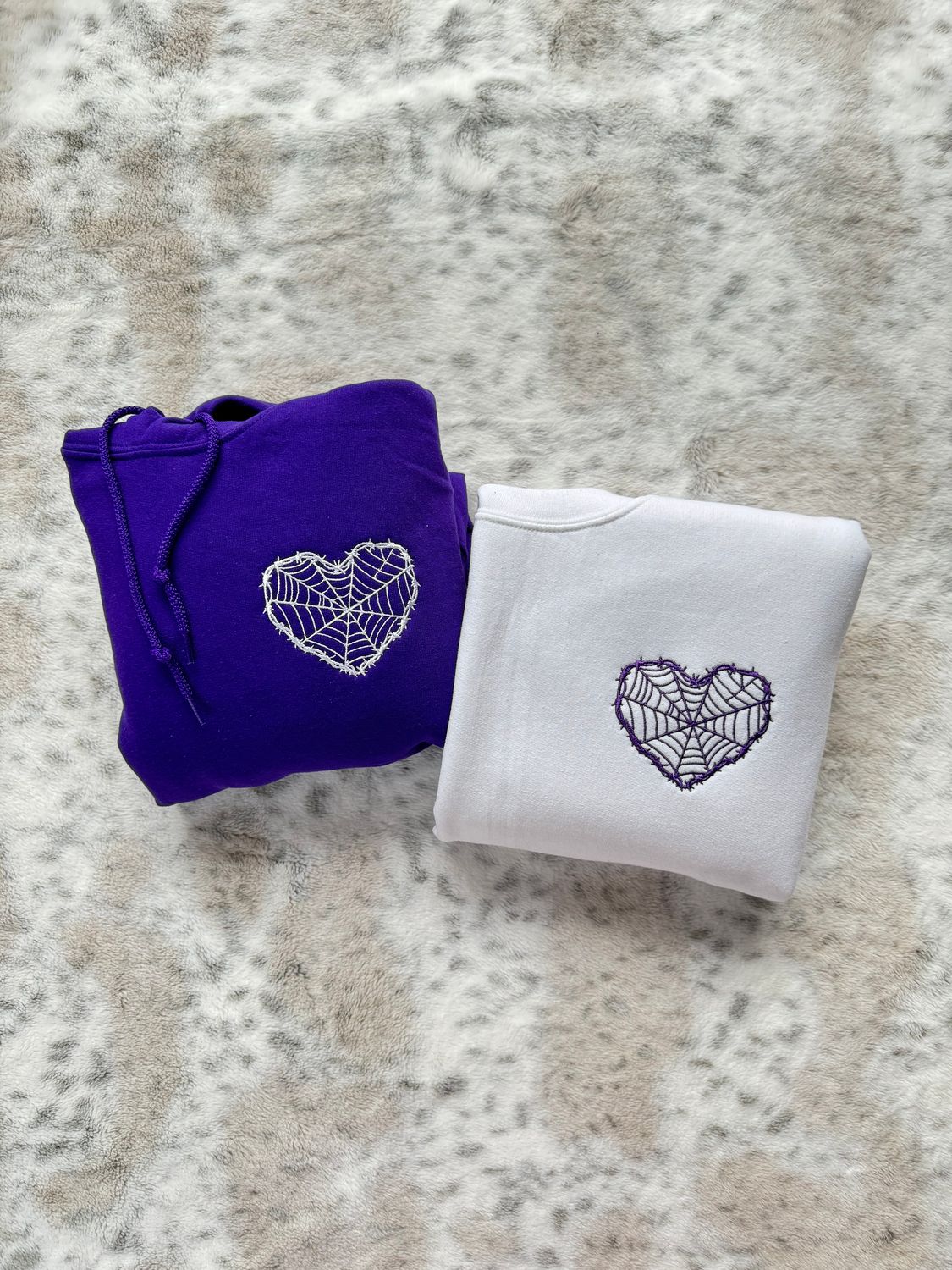 Barbwire Web Heart Matching Set - custom sleeves &amp; roman numerals under design option