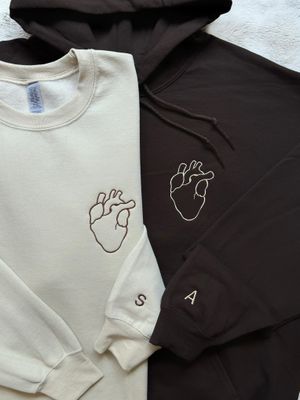 Anatomical Realistic Heart Matching Couples Set - custom sleeves &amp; roman numerals under design option