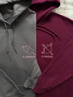 Bow &amp; Arrow Love Couples Set - custom sleeves &amp; roman numerals under design option