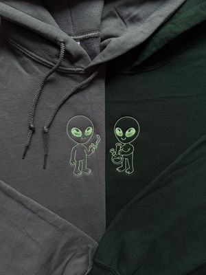 Stoner Aliens Matching Embroidery Set