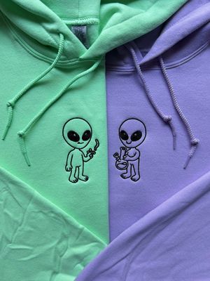 Stoner Aliens Matching Embroidery Set