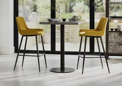 Kitchen &amp; Bar Stools