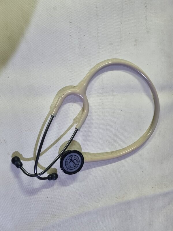 Fonendoscopio littmann. Fonendoscopio neonatal.