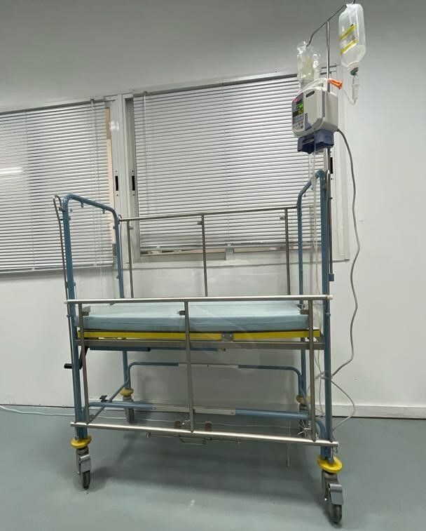 Cuna pediátrica. Cuna hospitalaria.