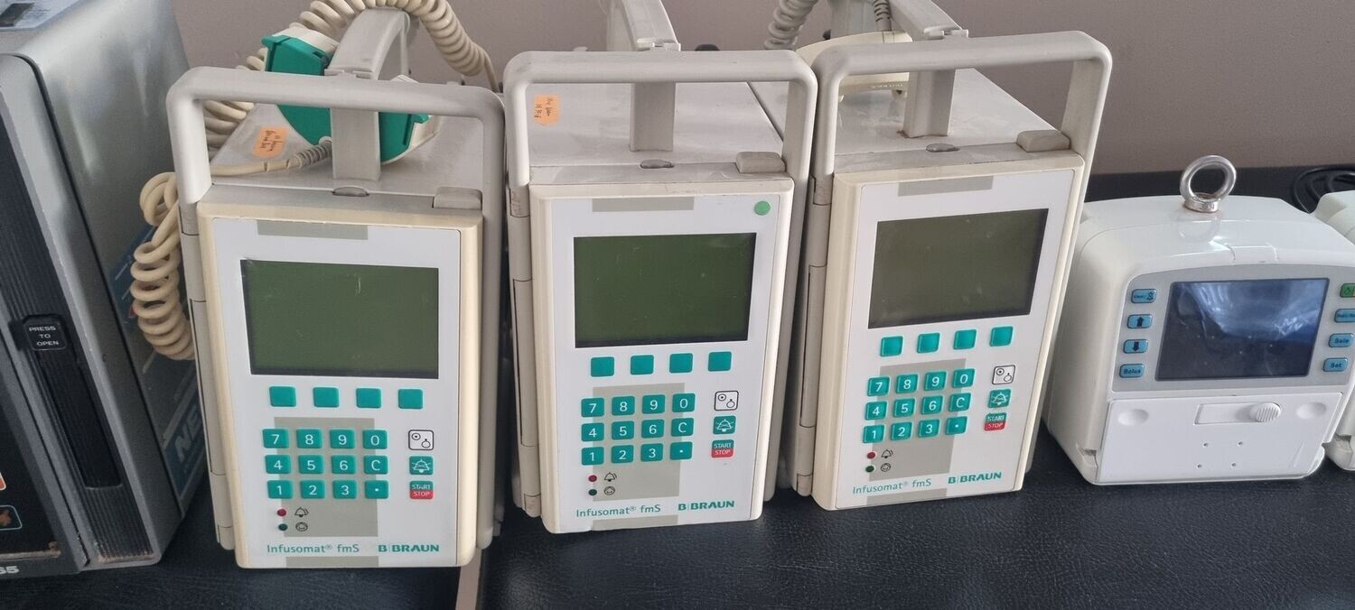 Bomba de infusión volumétrica compacta Braum. Torre bombas de infusión.
