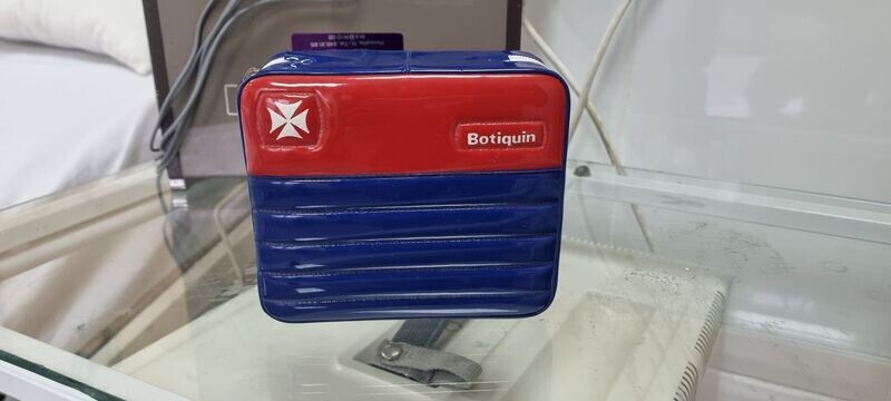 Botiquín Trumm  coche años 60.