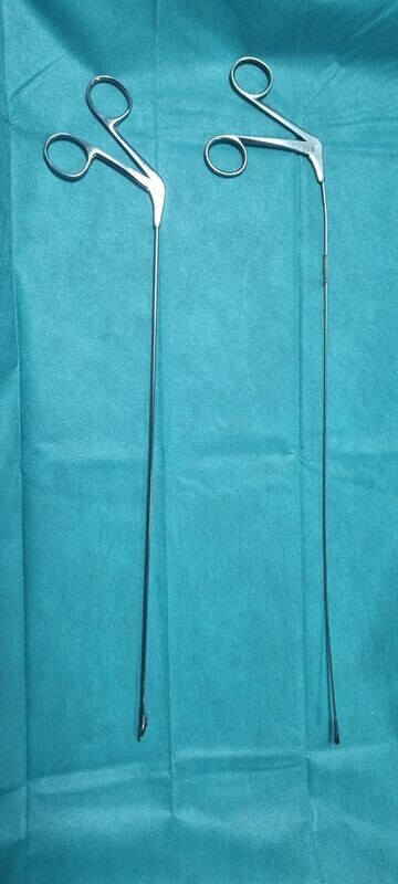 Pinza de biopsia.