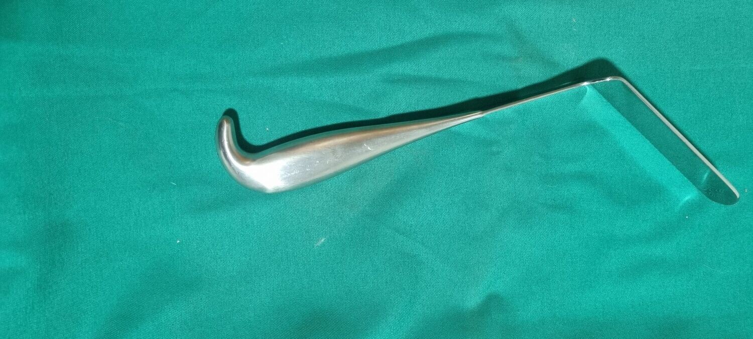 Retractor vaginal Doyen. Cirugía ginecológica.