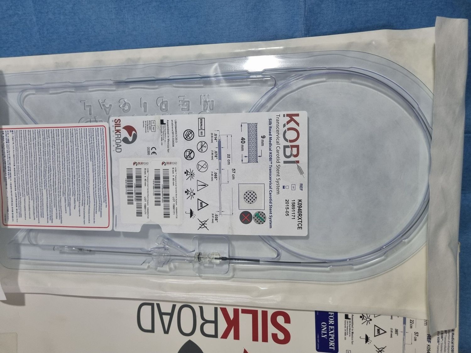 Sistema de stent carotideo transcervical. Alquiler material quirúrgico para cine y televisión.