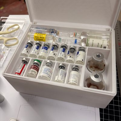 Ampulario inyectables. Alquiler atrezzo de laboratorios