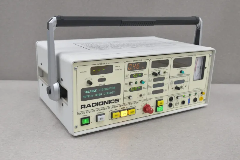 Generador RF Radionics . Alquiler equipos de cirugía.