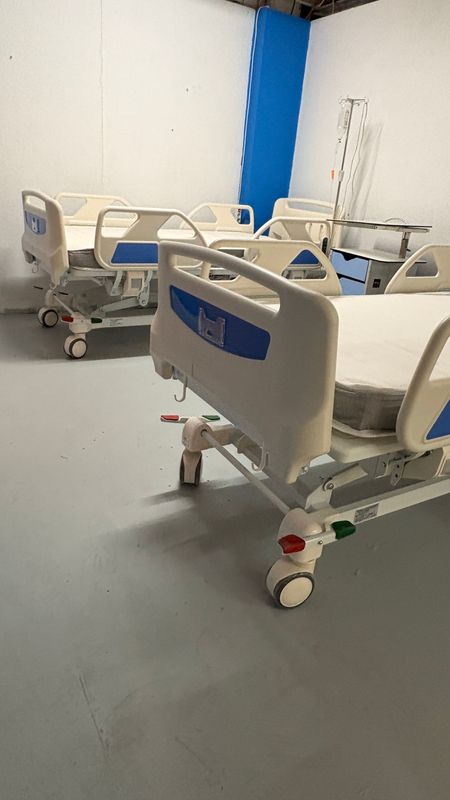 cama de hospital moderna. Alquiler cama hospitalaria.