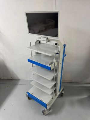 Carro médico Trolley para procedimientos. Alquiler carro medico con pantalla.