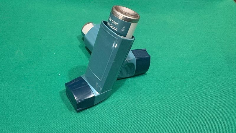 Inhalador. Alquiler inhalador sin medicamento.
