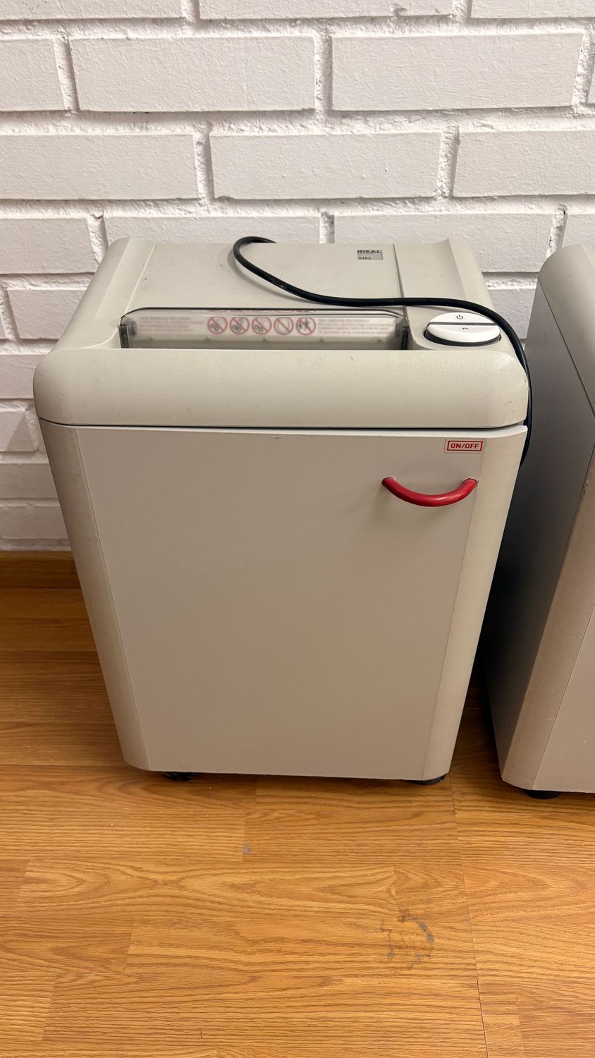 Destructora de papel profesional. Alquiler destructora de papel. Destructora de papel profesional. Alquiler destructora de papel.