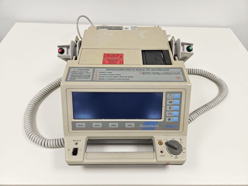 Monitor desfibrilador. Alquiler desfibrilador Reanibex. Monitor desfibrilador. Alquiler desfibrilador Reanibex.