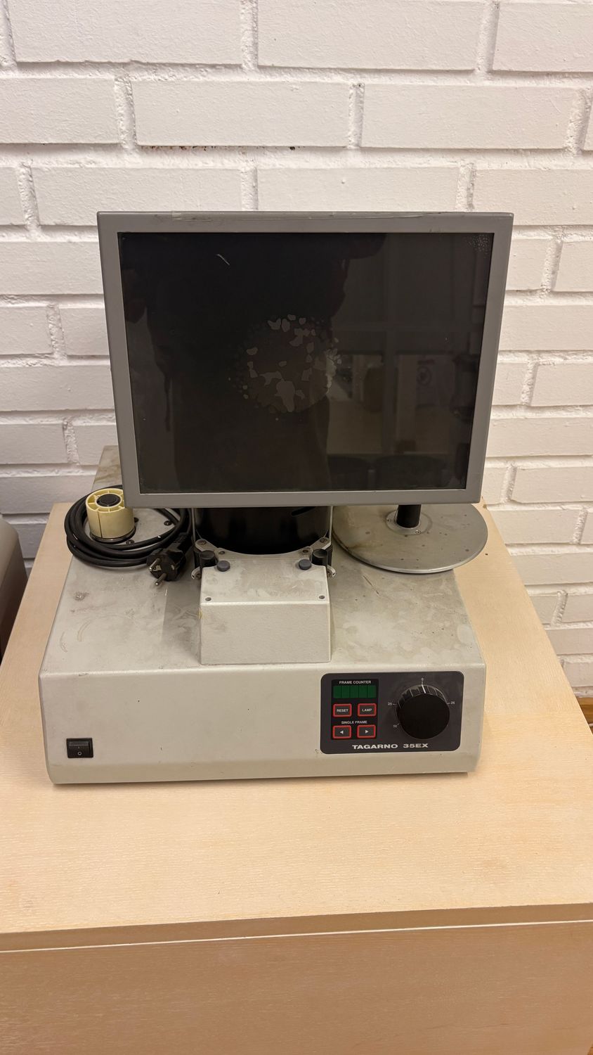 Visualizador o editor de película cinematográfica Tagarno 35EX. Alquiler visualizador vintage.