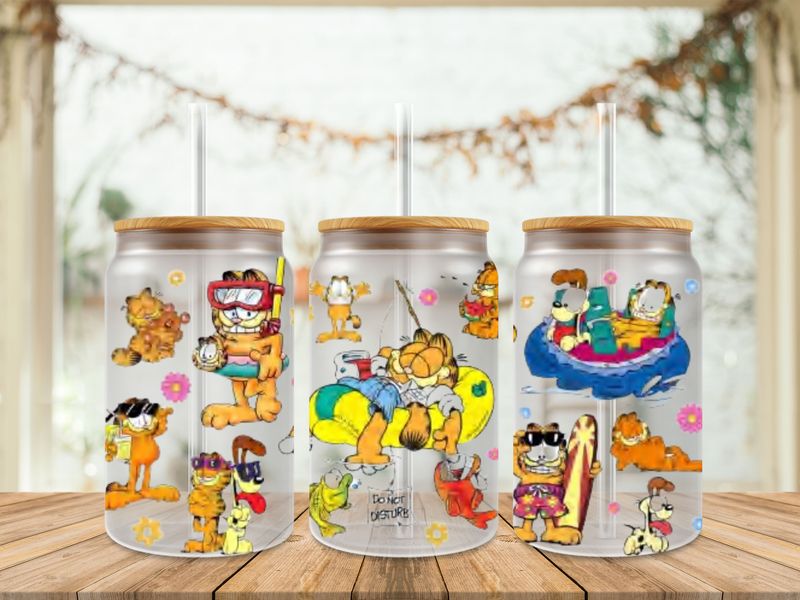 Garfield Swimming
