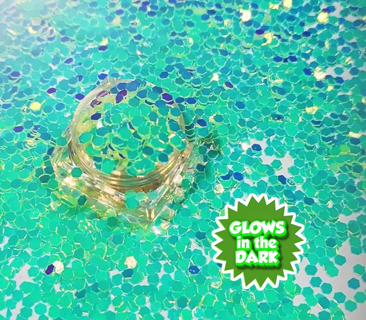Ice Glow In The Dark Chunky Glitters