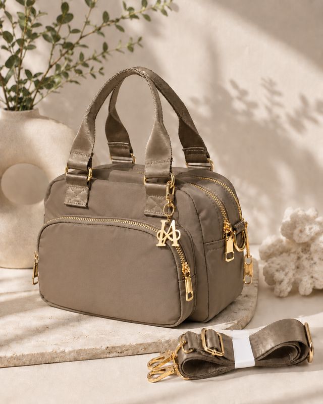 IA PetiteLuxe Bag – Brown