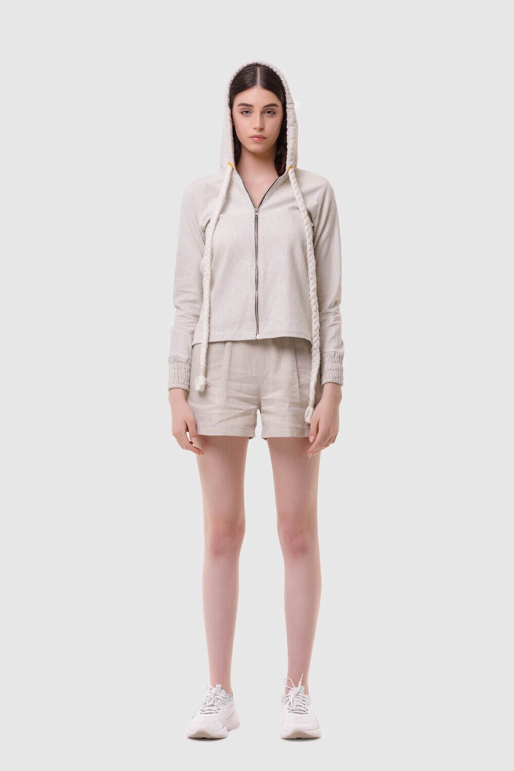 Hoodie from hemp with pigtails