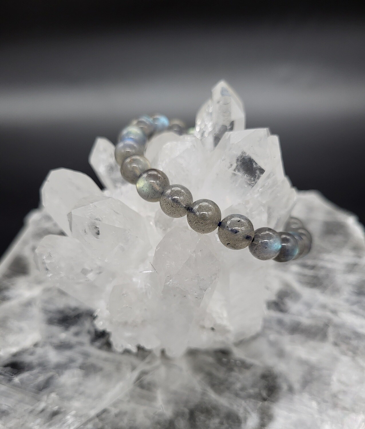 GREY MOONSTONE BRACELET, ROUND 8.5mm BEADS