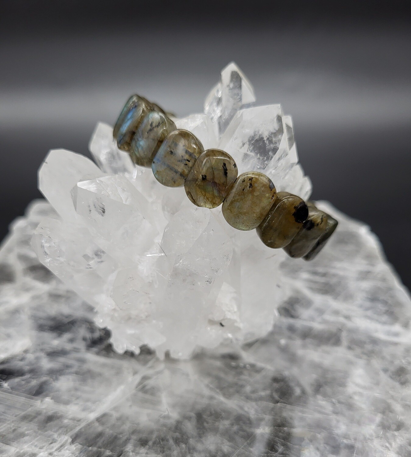 LABRADORITE BRACELET, OVAL 14mm BEADS
