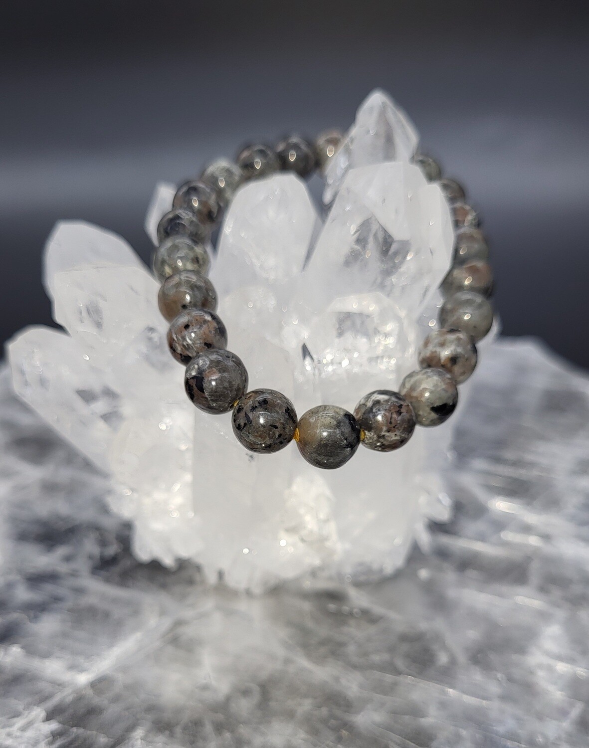 YOOPERLITE BRACELET - ROUND 8.5mm BEADS