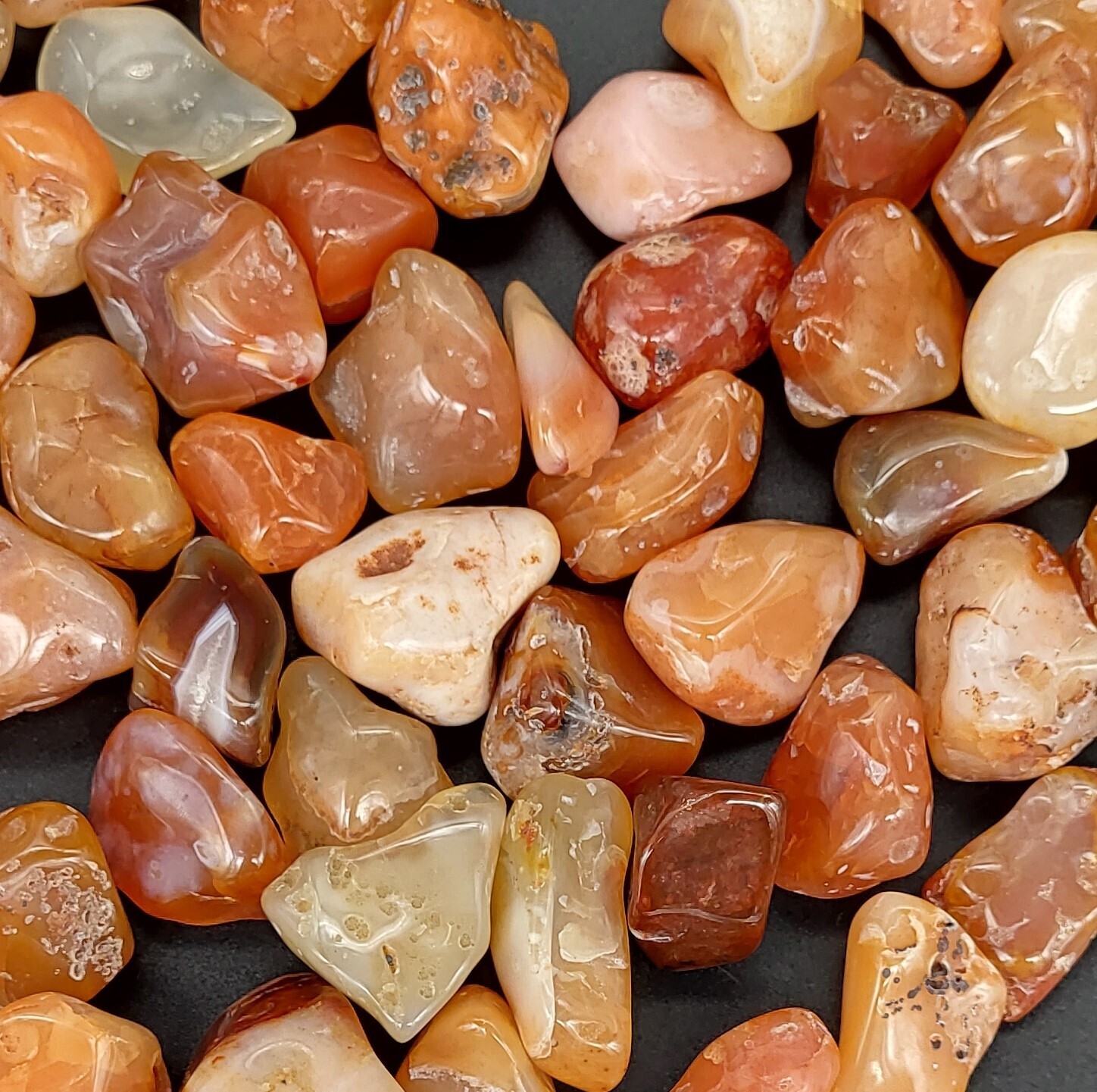 CARNELIAN TUMBLES