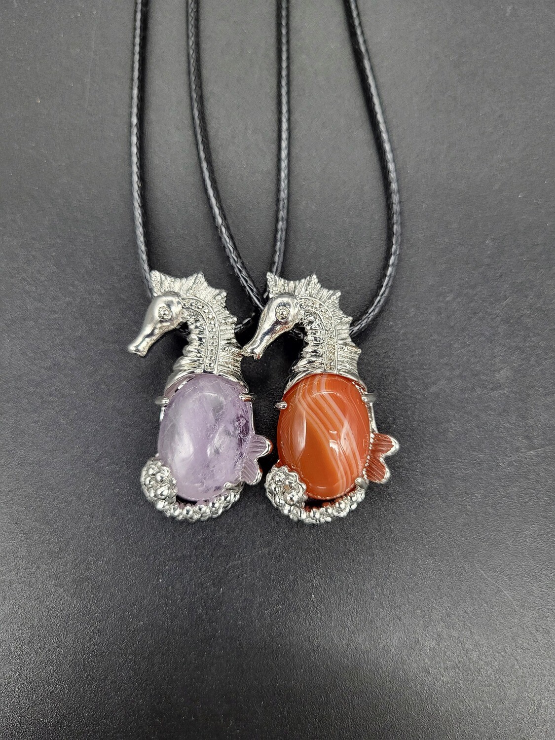 SEA HORSE PENDANT