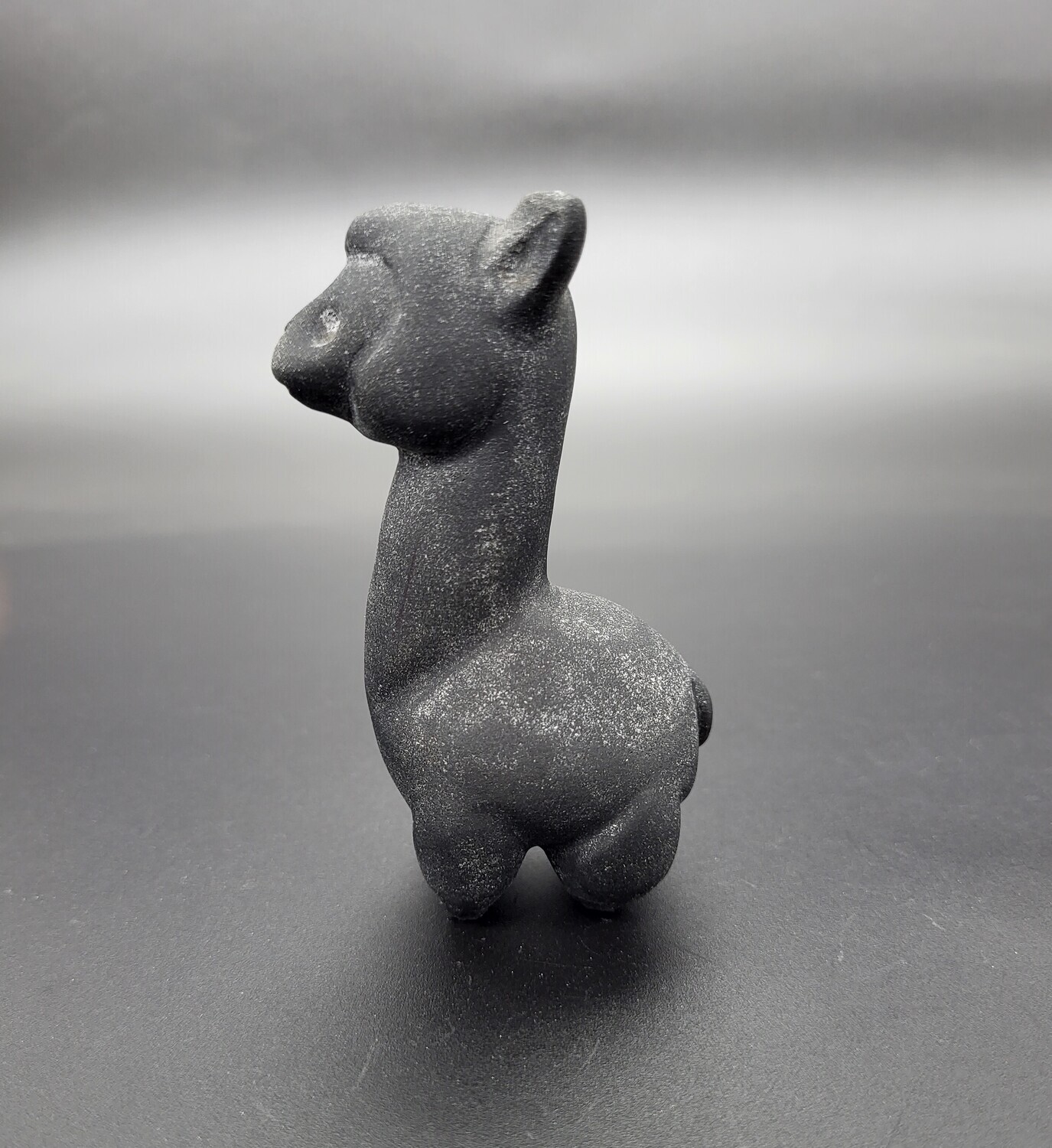 LLAMA - BLACK OBSIDIAN