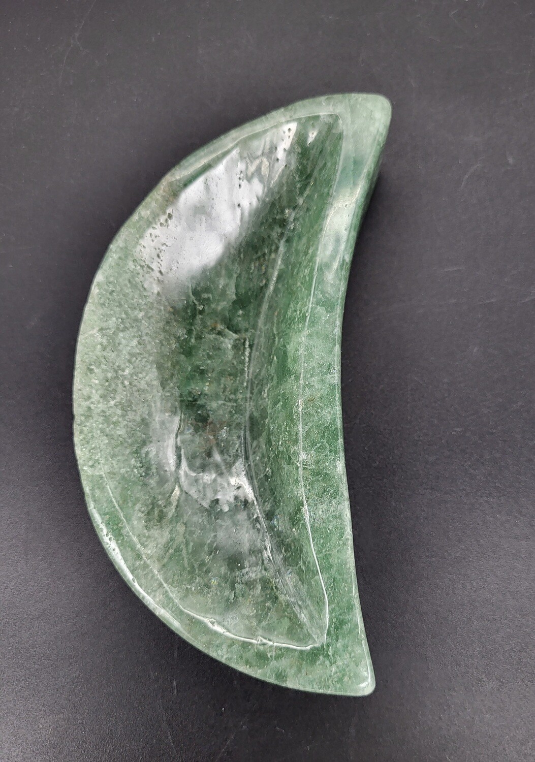 GREEN STRAWBERRY QUARTZ CRESCENT MOON BOWL