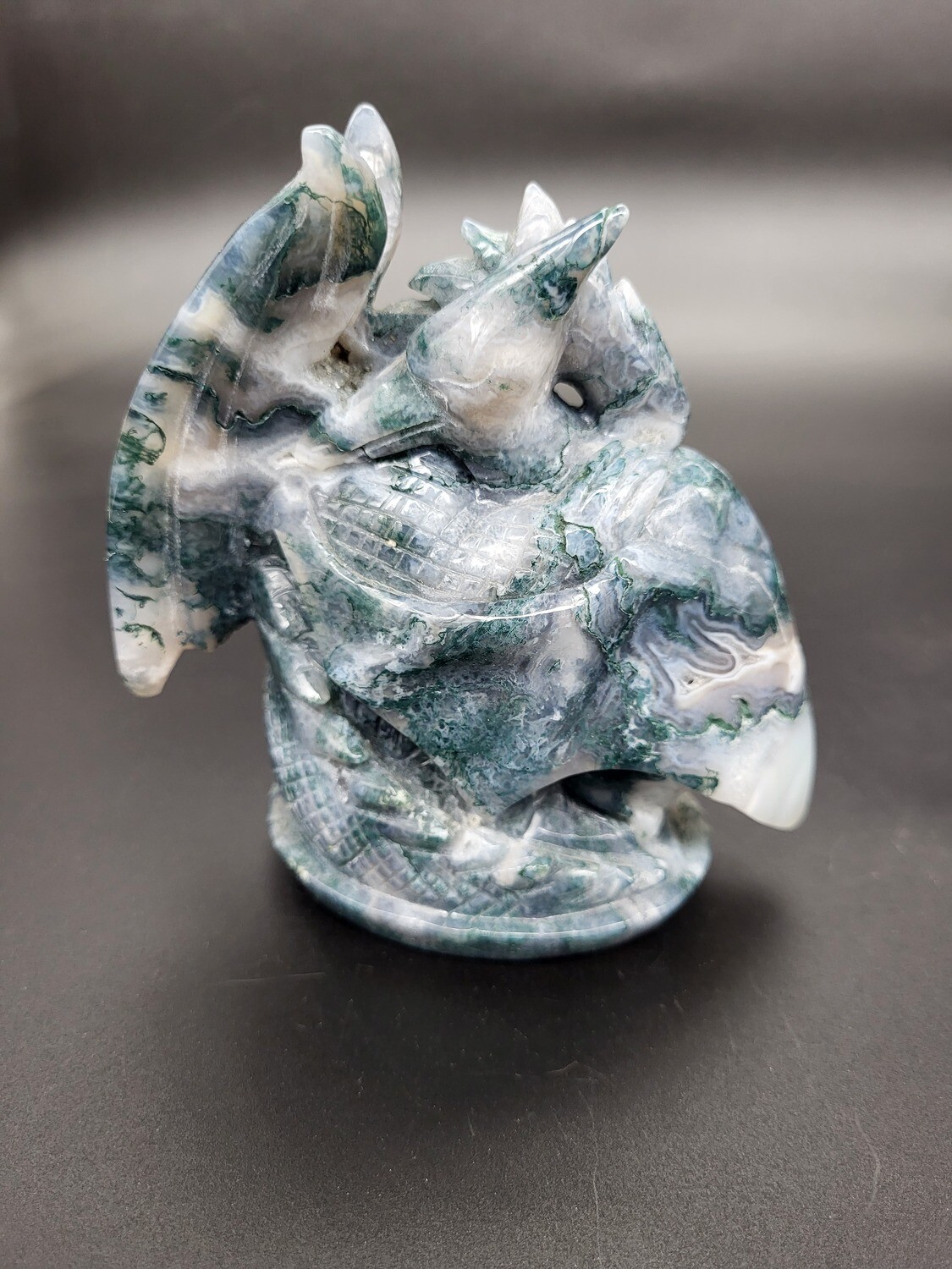 DRAGON  HUGGING PTERODACTYL - MOSS AGATE