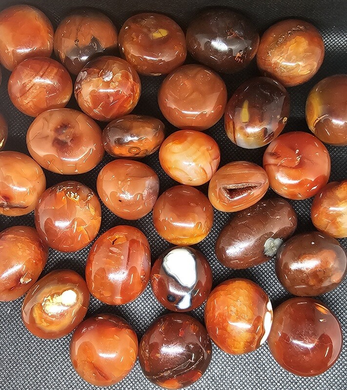 CARNELIAN TUMBLES