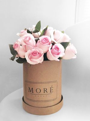 24 rosas en Caja Circular