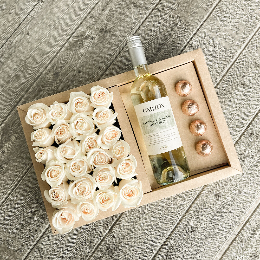 Canasta D - Vino y Bombones