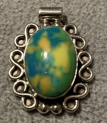 Blue & Yellow Gemstone Pendant Blue & Yellow Gemstone Pendant