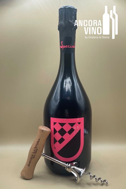 NV Lucchetti Special Spumante Brut Rosé
