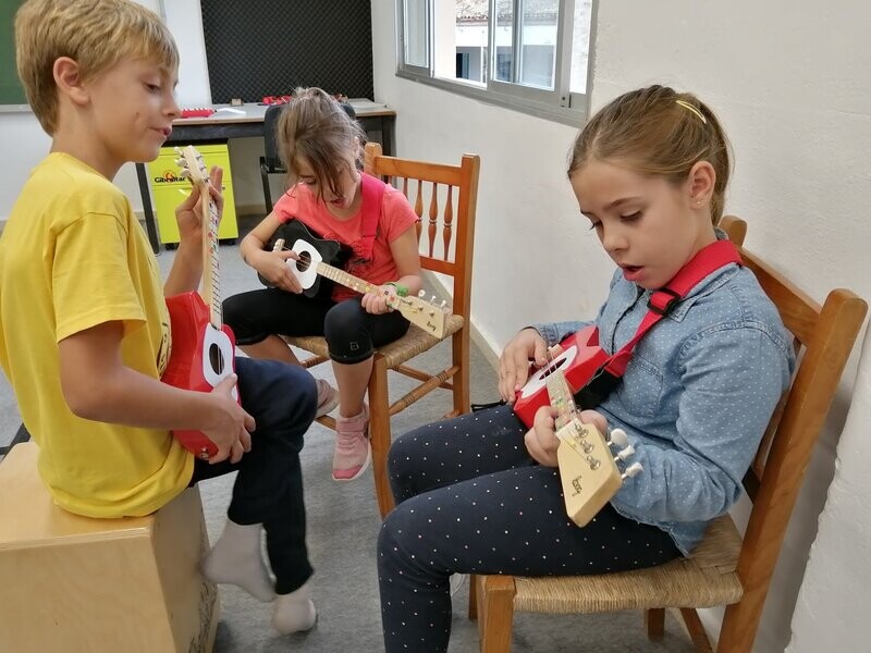 10 - 13 SESIONES CURSO TRIMESTRAL RHYTHM KIDS 2 (6 a 9 AÑOS)