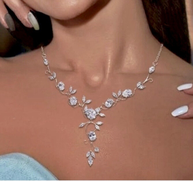 Bridal Floral VINE Necklace Earrings SET OVAL Leaf Dainty Wedding Jewelry Set Silver Clear Crystal