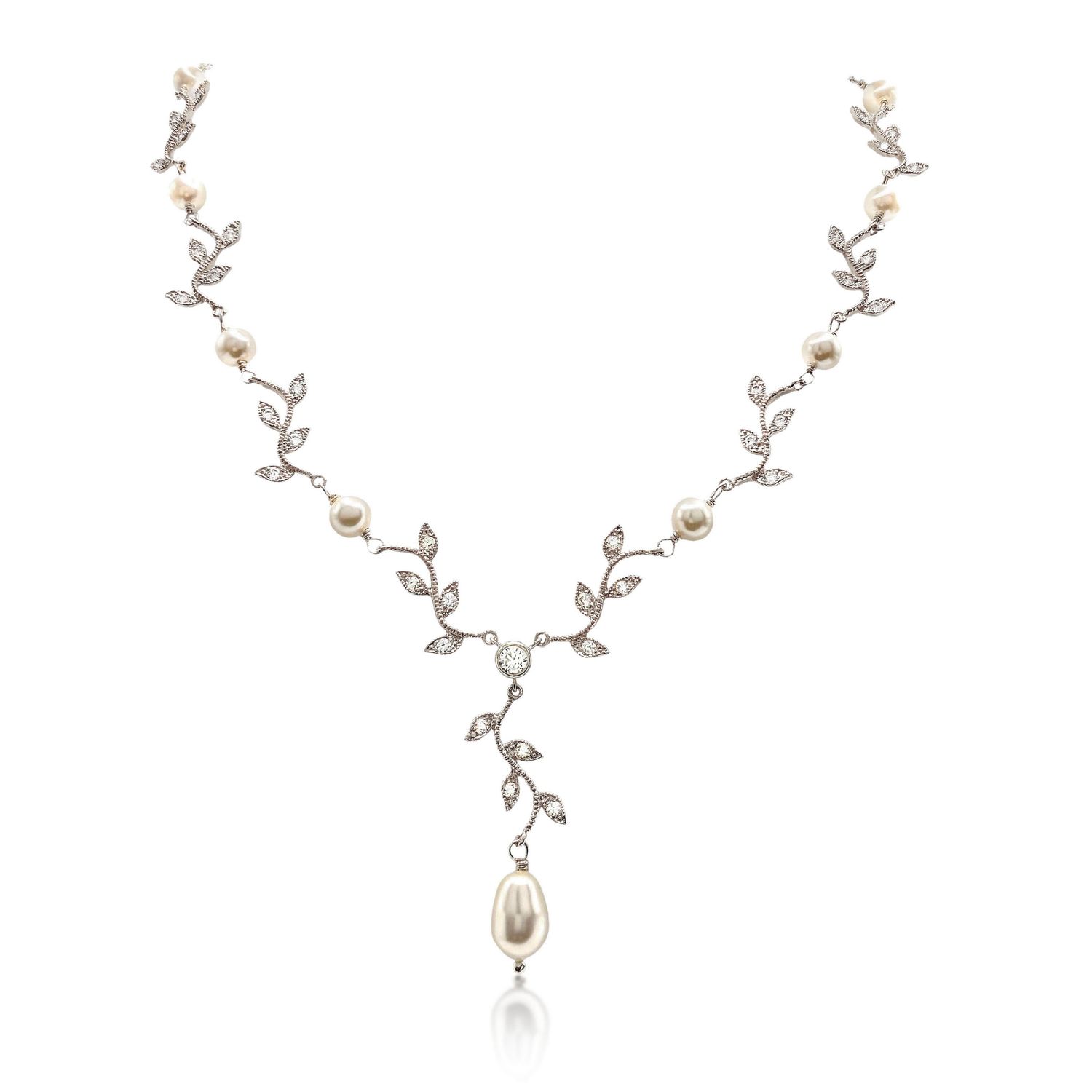 ELARA Grand Vine Collection Necklace